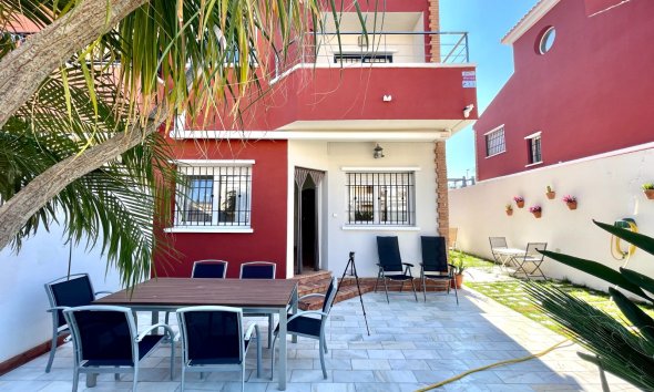 Adosado - Segunda mano - Torre de la Horadada -
                Costa Blanca