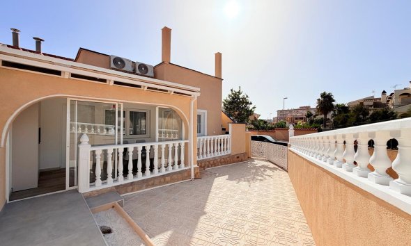 Adosado - Segunda mano - Torrevieja -
                Miramar - Torre Del Moro
