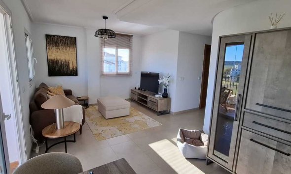 Apartament - Revânzare - Hacienda Riquelme Golf Resort -
                Inland