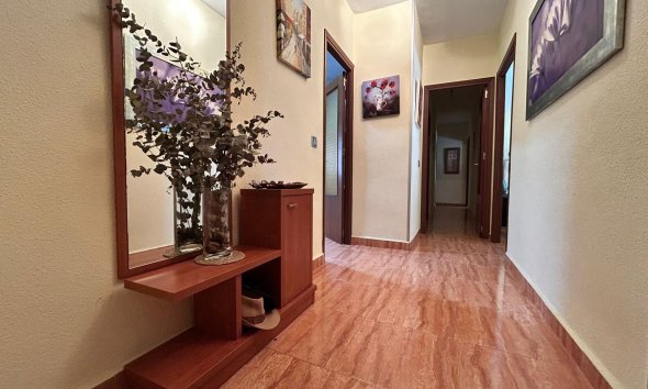 Apartament - Revânzare - Los Alcazares -
                Los Alcázares