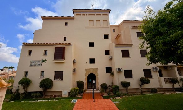 Apartament - Revânzare - Orihuela Costa -
                Las Ramblas