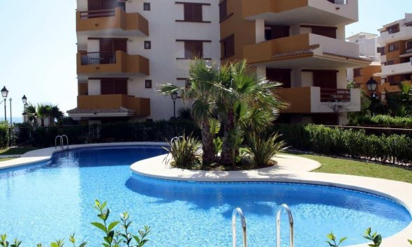 Apartament - Revânzare - Orihuela Costa - Punta Prima