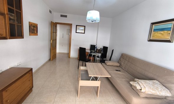 Apartament - Revânzare - Pinoso - Inland