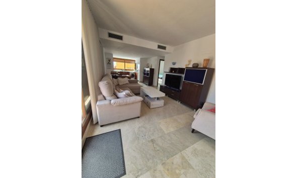 Apartament - Revânzare - Punta Prima -
                Costa Blanca