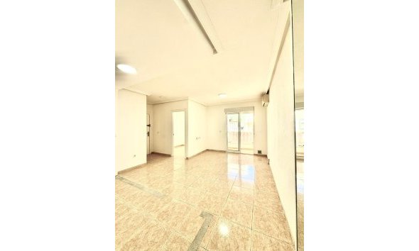 Apartament - Revânzare - Torrevieja - Centro