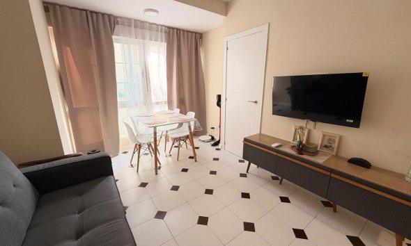 Apartament - Revânzare - Torrevieja -
                Centro