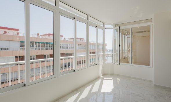 Apartament - Revânzare - Torrevieja -
                Costa Blanca