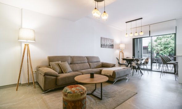 Apartament - Revânzare - Torrevieja -
                Costa Blanca