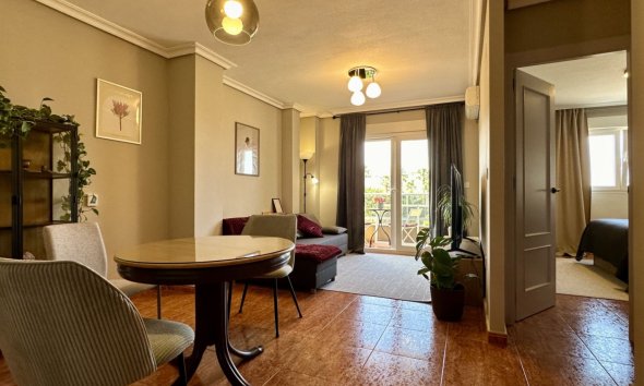 Apartament - Revânzare - Torrevieja -
                Costa Blanca