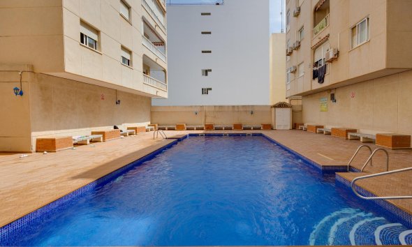 Apartament - Revânzare - Torrevieja - Costa Blanca