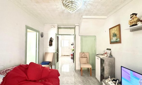 Apartament - Revânzare - Torrevieja -
                Estacion De Autobuses