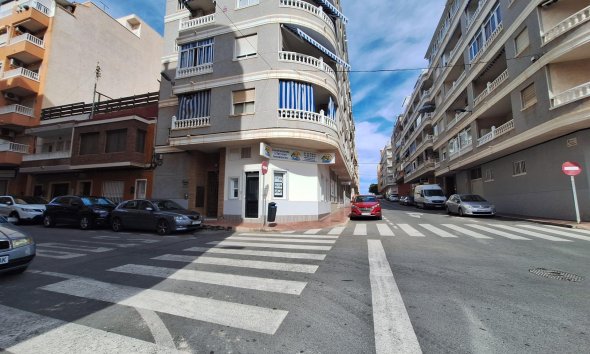 Apartament - Revânzare - Torrevieja -
                Estacion De Autobuses