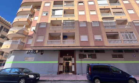 Apartament - Revânzare - Torrevieja -
                PARQUE DE LAS NACIONES
