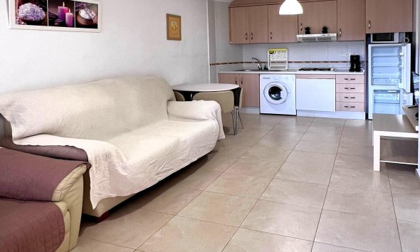 Apartament - Revânzare - Torrevieja - Playa de los Locos