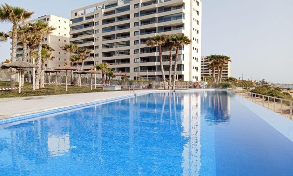 Apartament - Revânzare - Torrevieja - Punta Prima