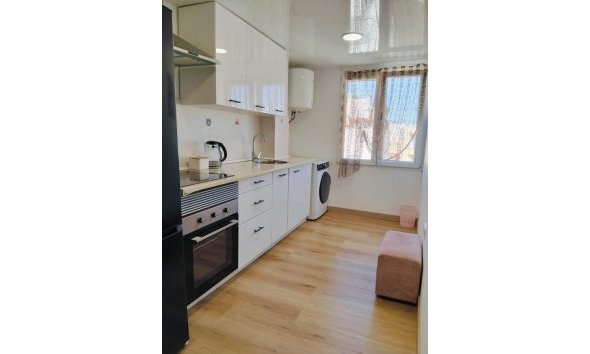 Apartamento - Segunda mano - Alicante -
                Altozano