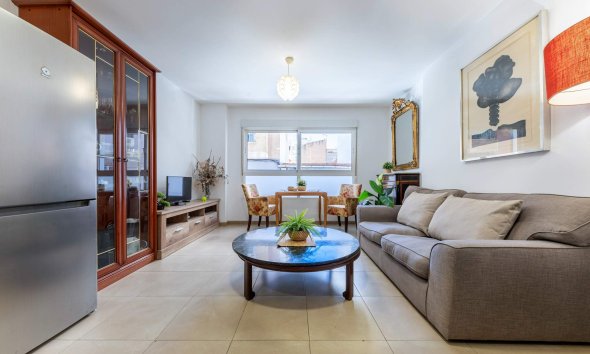 Apartamento - Segunda mano - Alicante -
                Carolinas Bajas