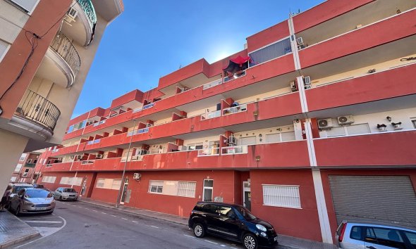 Apartamento - Segunda mano - Almoradí -
                Inland