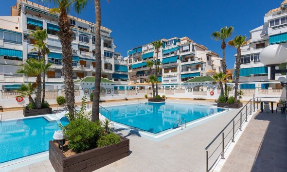 Apartamento - Segunda mano - La Mata -
                Costa Blanca