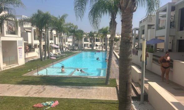 Apartamento - Segunda mano - Los Balcones -
                AMAY Urbanisation