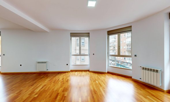 Apartamento - Segunda mano - Murcia -
                Gran Via