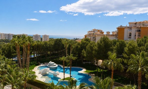 Apartamento - Segunda mano - Orihuela Costa -
                Altos De Campoamor