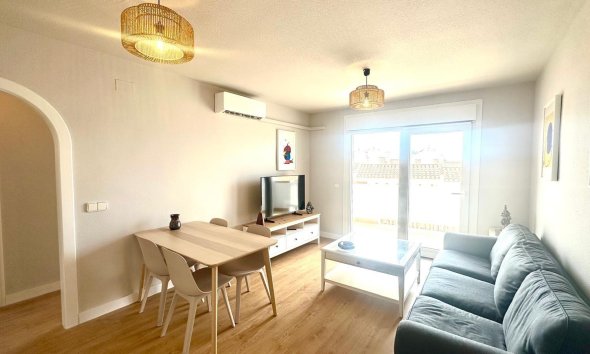 Apartamento - Segunda mano - Orihuela Costa - Campoamor
