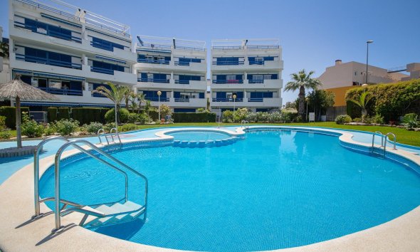 Apartamento - Segunda mano - Orihuela Costa -
                Orihuela Costa
