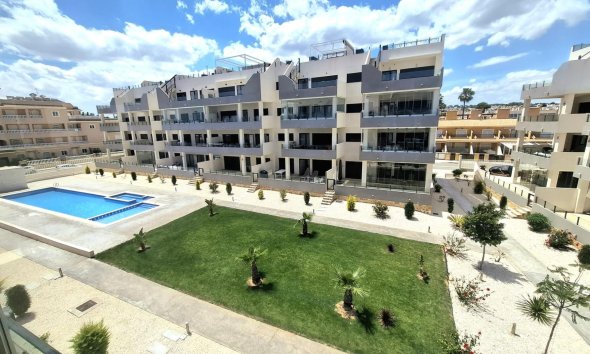 Apartamento - Segunda mano - Orihuela Costa -
                Villamartín