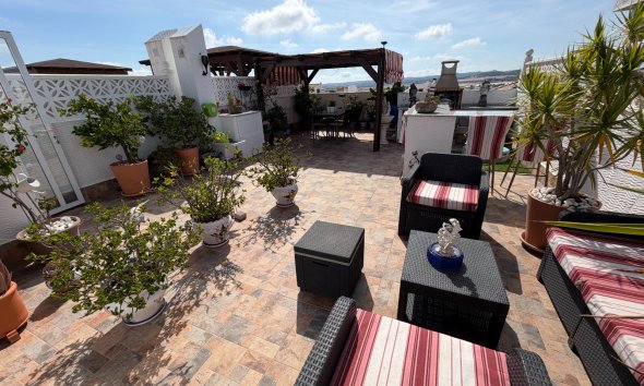 Apartamento - Segunda mano - Orihuela -
                Inland