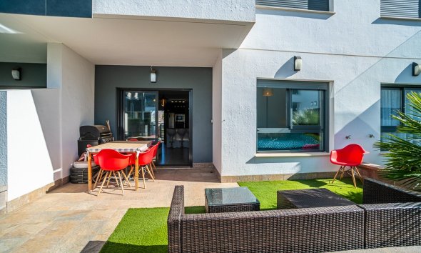 Apartamento - Segunda mano - Pilar de la Horadada - Costa Blanca