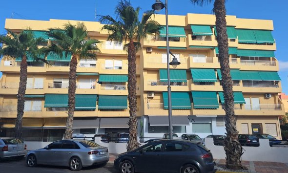 Apartamento - Segunda mano - Puerto de Mazarron - Centro