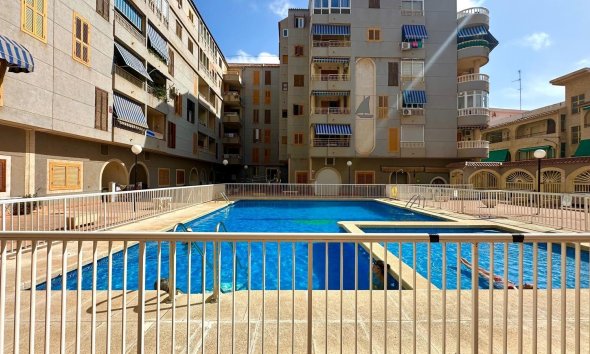 Apartamento - Segunda mano - Torrevieja - Acequion