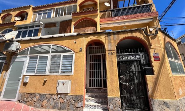 Apartamento - Segunda mano - Torrevieja - Centro