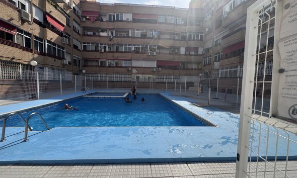 Apartamento - Segunda mano - Torrevieja -
                Costa Blanca