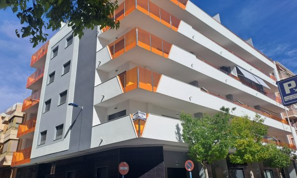 Apartamento - Segunda mano - Torrevieja - Costa Blanca