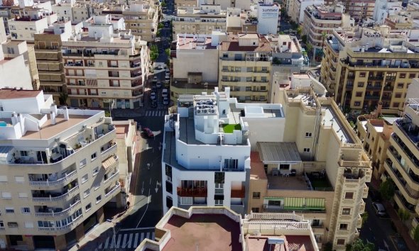Apartamento - Segunda mano - Torrevieja - Costa Blanca
