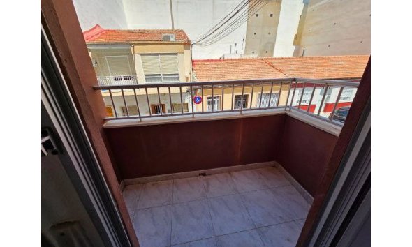 Apartamento - Segunda mano - Torrevieja - Costa Blanca