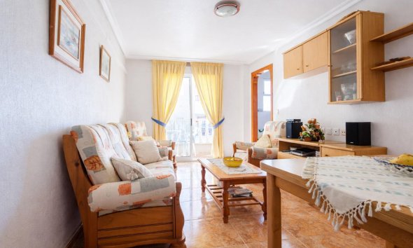 Apartamento - Segunda mano - Torrevieja - Costa Blanca