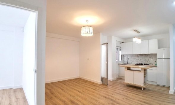 Apartamento - Segunda mano - Torrevieja -
                Costa Blanca