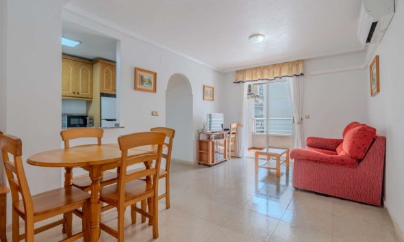 Apartamento - Segunda mano - Torrevieja - Costa Blanca