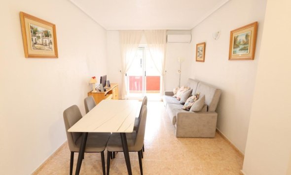 Apartamento - Segunda mano - Torrevieja -
                Costa Blanca