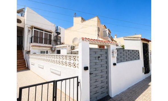 Apartamento - Segunda mano - Torrevieja - Costa Blanca