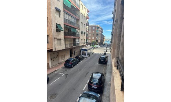 Apartamento - Segunda mano - Torrevieja - El Acequión - Los Náufragos