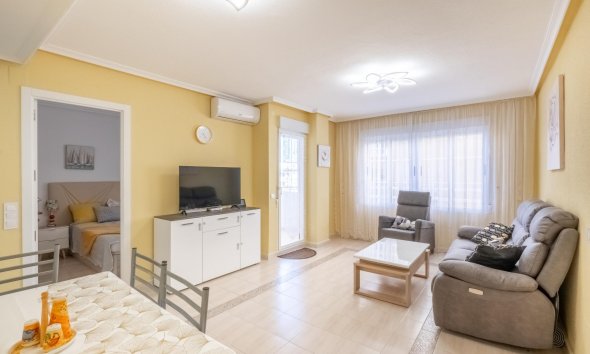 Apartamento - Segunda mano - Torrevieja - La Mata