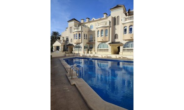 Apartamento - Segunda mano - Torrevieja -
                Los Frutales
