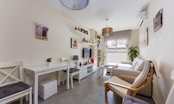 Apartamento - Segunda mano - Torrevieja - PARQUE DE LAS NACIONES
