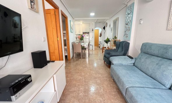 Apartamento - Segunda mano - Torrevieja - Playa de los Locos
