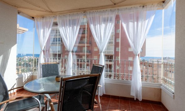 Apartamento - Segunda mano - Torrevieja -
                Playa de los Locos