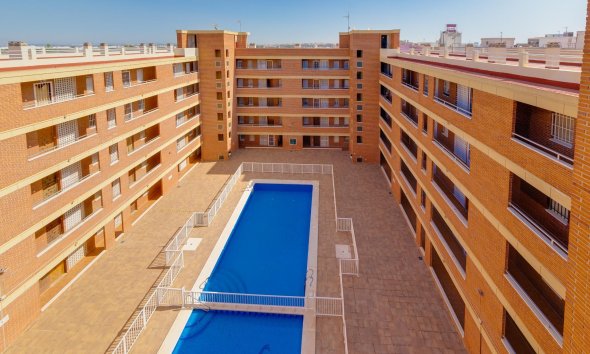 Apartamento - Segunda mano - Torrevieja - Playa De Los Naufragos